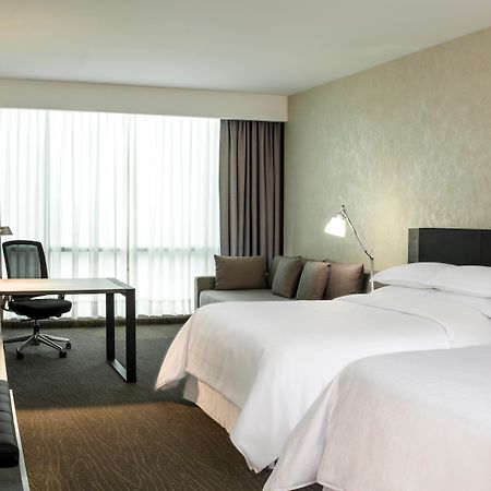 เชอราตัน แอมบาสซาเดอร์ โฮเต็ล Hotel มอนแตร์เรย์ ภายนอก รูปภาพ