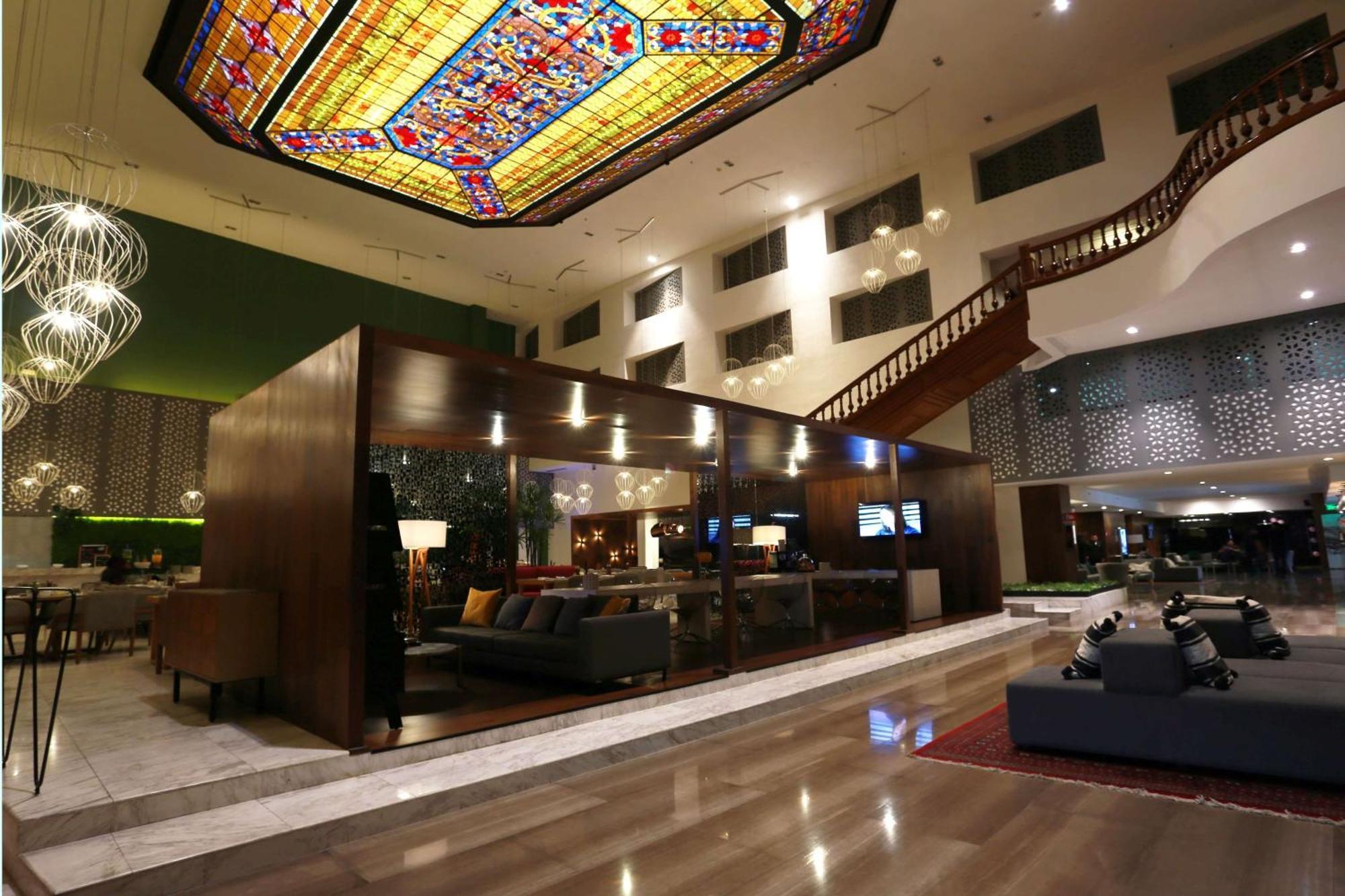 เชอราตัน แอมบาสซาเดอร์ โฮเต็ล Hotel มอนแตร์เรย์ ภายนอก รูปภาพ