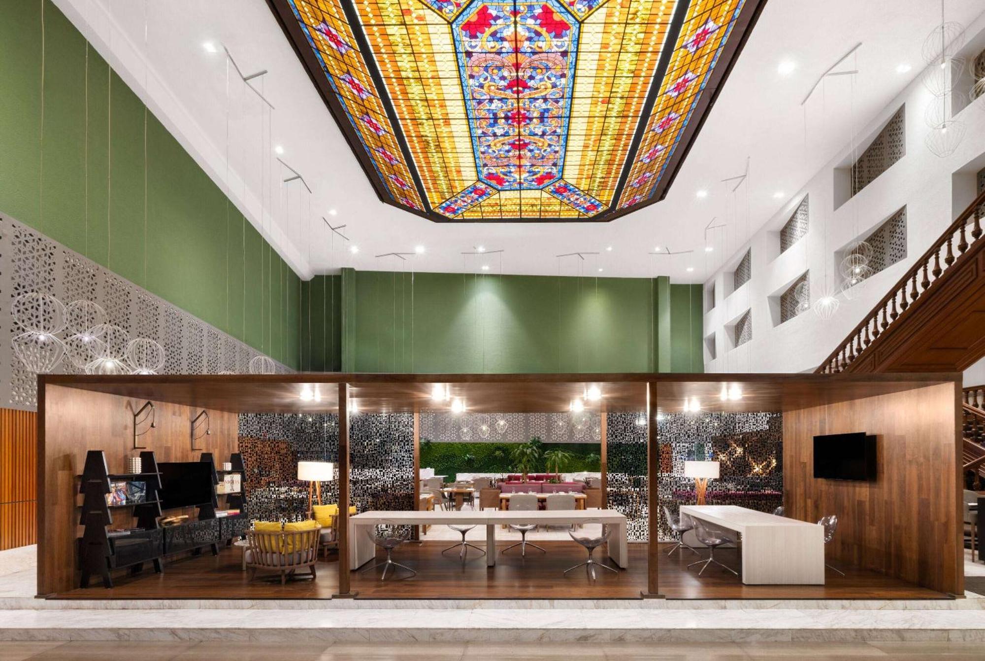 เชอราตัน แอมบาสซาเดอร์ โฮเต็ล Hotel มอนแตร์เรย์ ภายนอก รูปภาพ